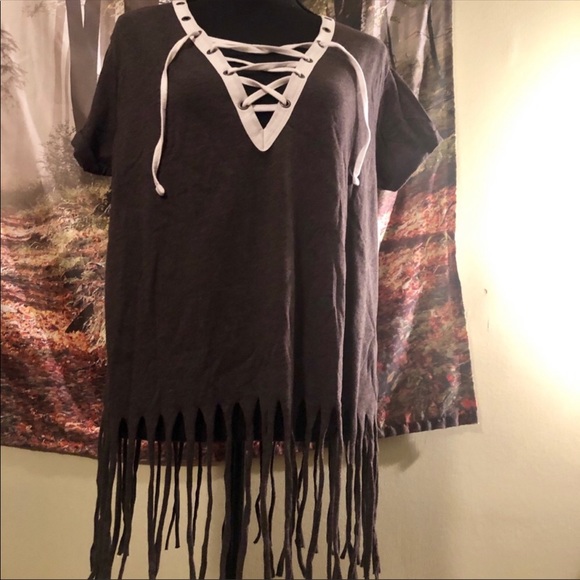Charcoal grey lace up tee shirt with fringe - Picture 4 of 7